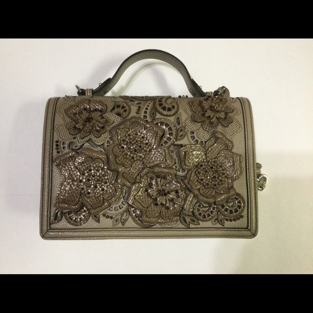 NWOT Brighton Masterpiece Chantilly Collection Francoise Organizer Crossbody
